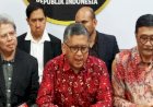 Hasto Pastikan Belum Ada Pertemuan Megawati dan Jokowi