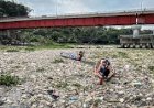 Sungai Citarum Kembali Jadi Lautan Sampah