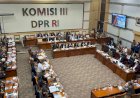 Kejagung Dikritik Semua Fraksi DPR Soal Tom Lembong