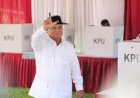 Prabowo Mencoblos di TPS 08 Bojong Koneng